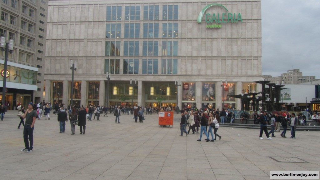 Alexanderplatz Galeria kaufhaus