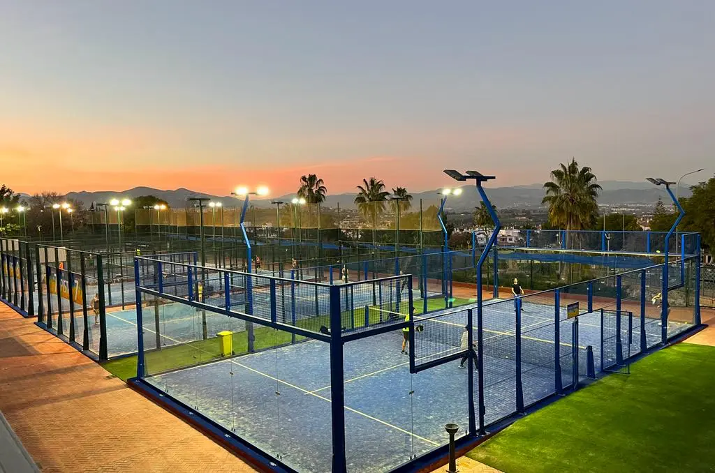 Padel Courts in Spain (© M. Moggré)